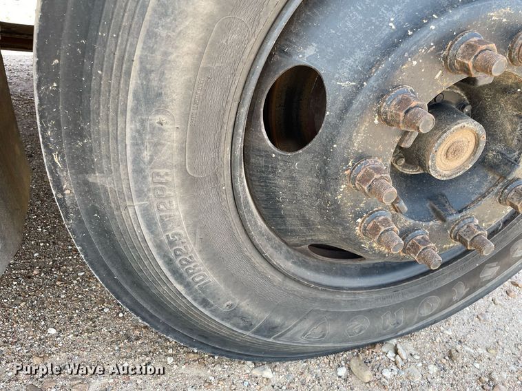 image for item NH9746 2000 Blue Bird  school bus