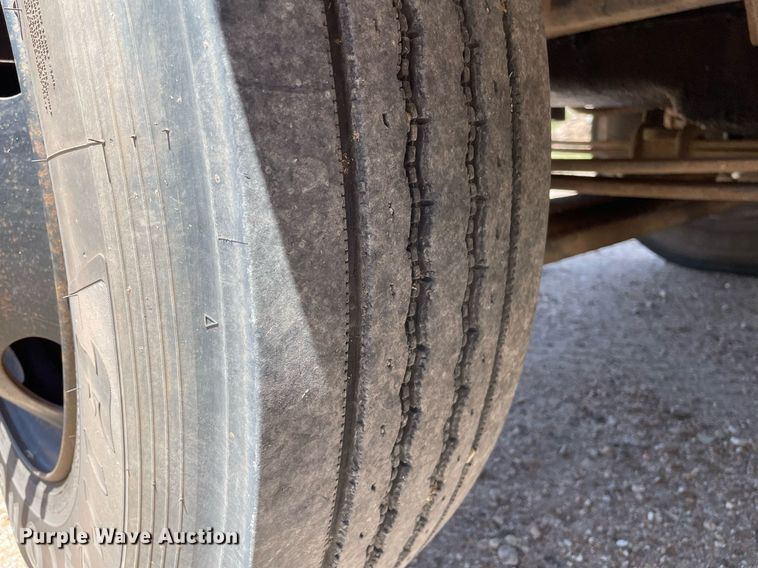 image for item NH9746 2000 Blue Bird  school bus