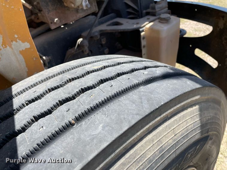 image for item NH9747 2012 IC CE  school bus