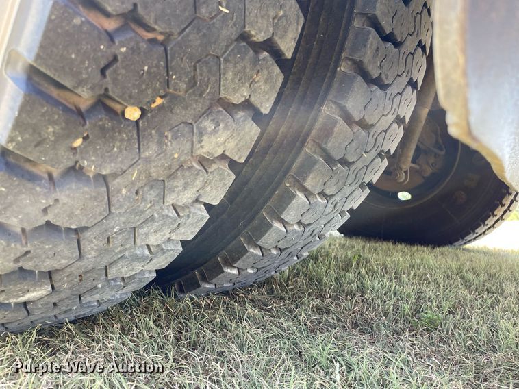 image for item NH9747 2012 IC CE  school bus