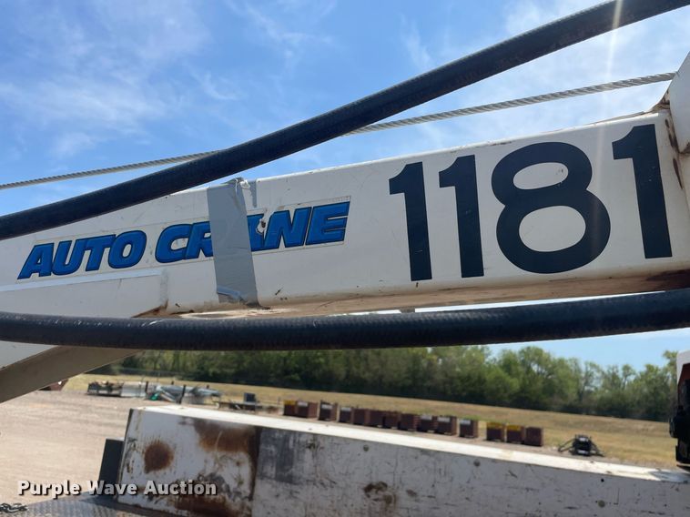 image for item NH9758 2008 Ford F650 Super Duty XL  flatbed truck