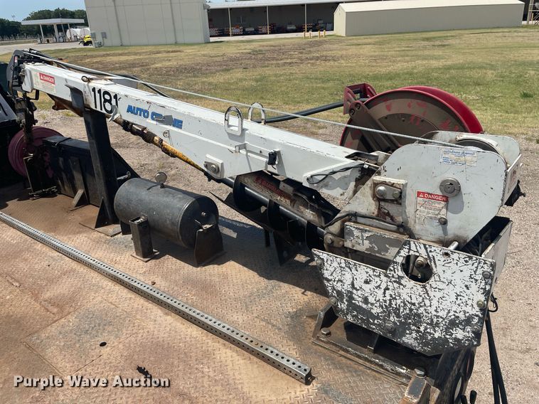 image for item NH9758 2008 Ford F650 Super Duty XL  flatbed truck