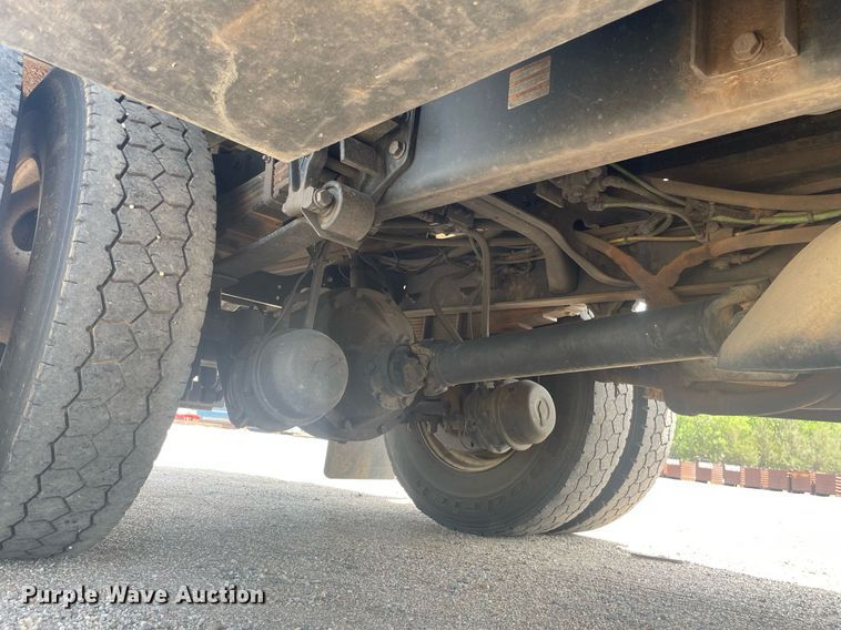 image for item NH9758 2008 Ford F650 Super Duty XL  flatbed truck