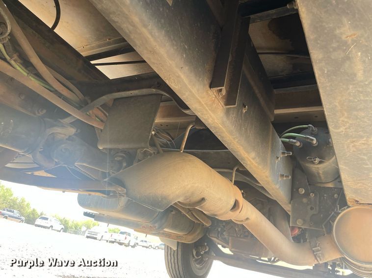 image for item NH9758 2008 Ford F650 Super Duty XL  flatbed truck