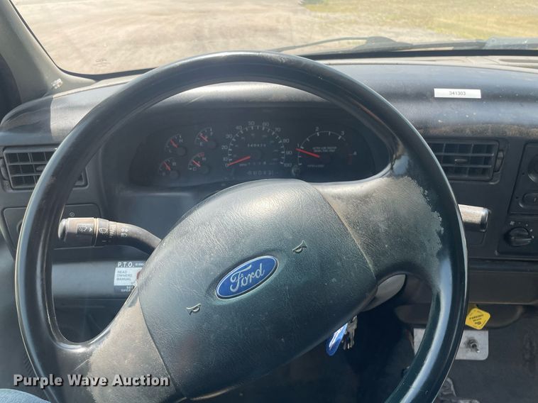 image for item NH9758 2008 Ford F650 Super Duty XL  flatbed truck