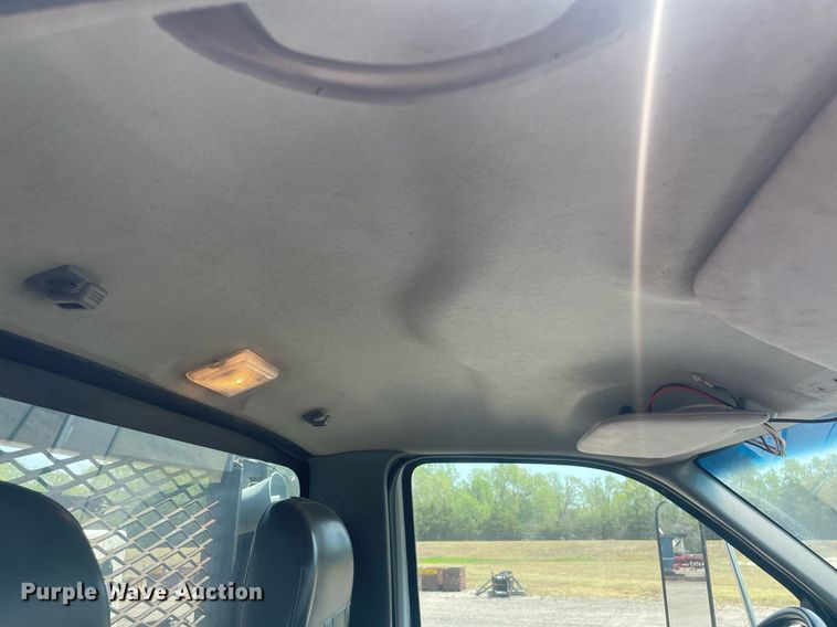 image for item NH9758 2008 Ford F650 Super Duty XL  flatbed truck