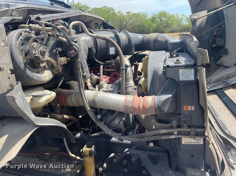 image for item NH9758 2008 Ford F650 Super Duty XL  flatbed truck