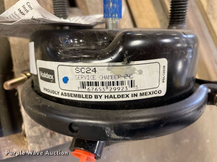 image for item NH9762 (4) air brake pods