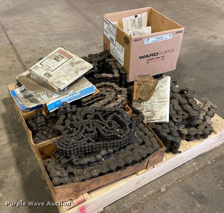 image for item NH9765 Pallet of conveyor chains