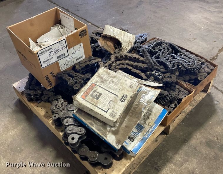 image for item NH9765 Pallet of conveyor chains