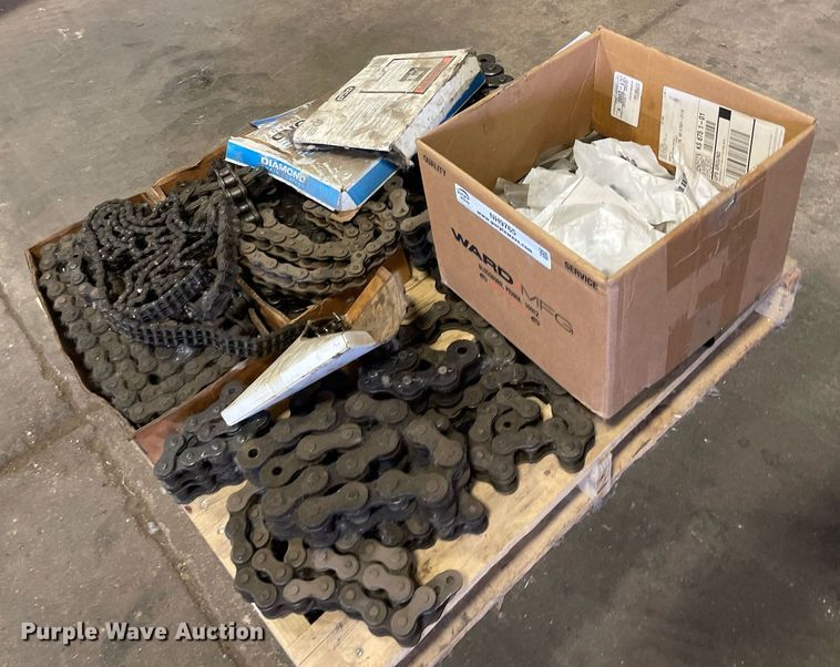 image for item NH9765 Pallet of conveyor chains