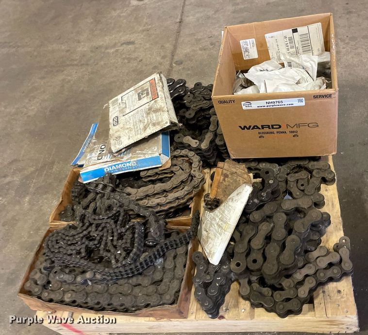 image for item NH9765 Pallet of conveyor chains