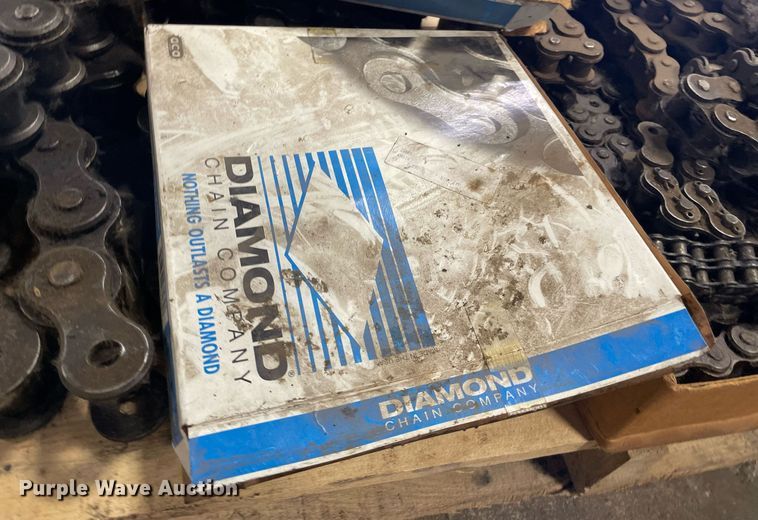 image for item NH9765 Pallet of conveyor chains