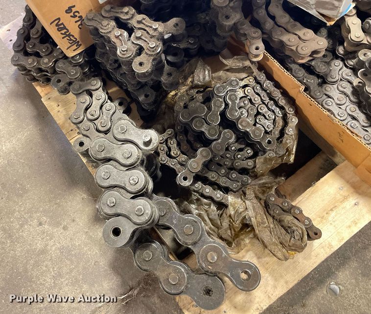 image for item NH9765 Pallet of conveyor chains