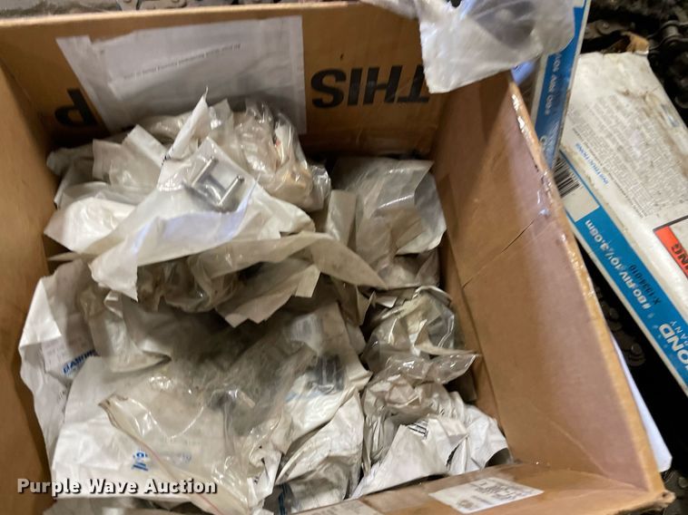 image for item NH9765 Pallet of conveyor chains