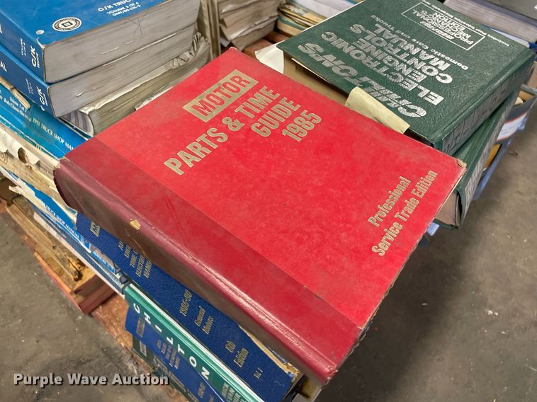 image for item NH9766 Part manuals