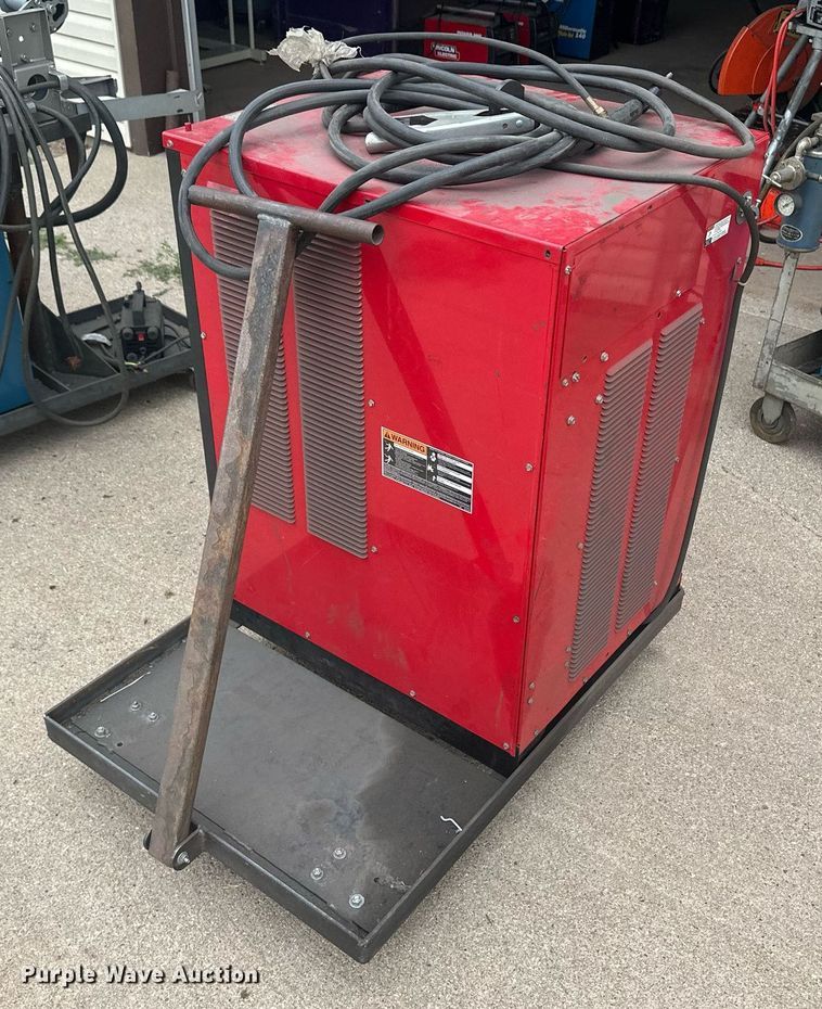 image for item NM9411 Lincoln Electric Square Wave TIG 355  welder