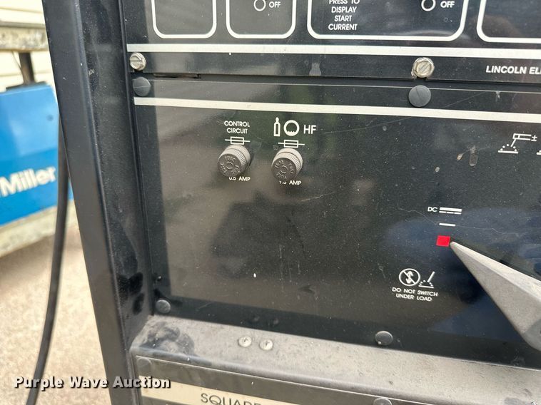 image for item NM9411 Lincoln Electric Square Wave TIG 355  welder