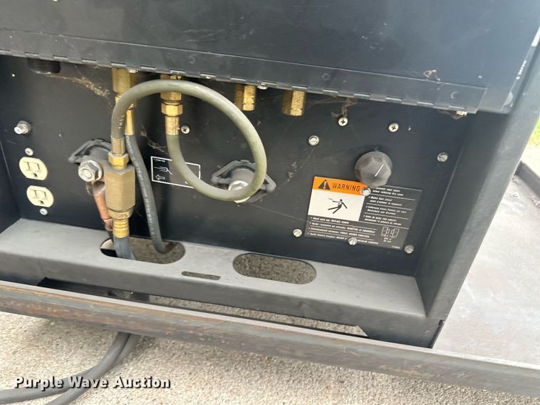 image for item NM9411 Lincoln Electric Square Wave TIG 355  welder