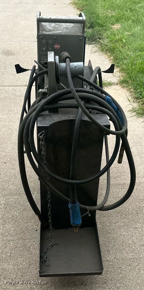 image for item NM9413 OTC DP 400  welder