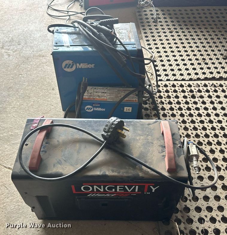 image for item NM9415 (3) welders