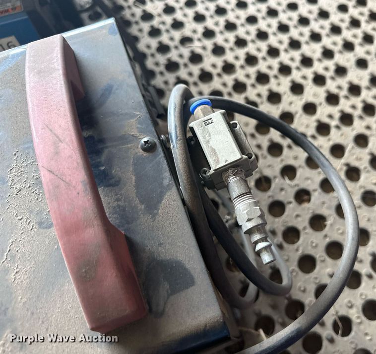 image for item NM9415 (3) welders