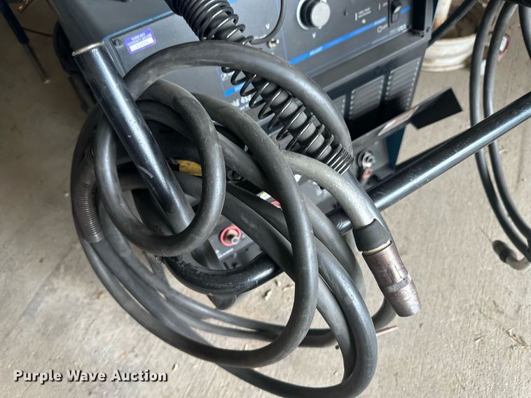 image for item NM9416 Miller Deltaweld 452  welder