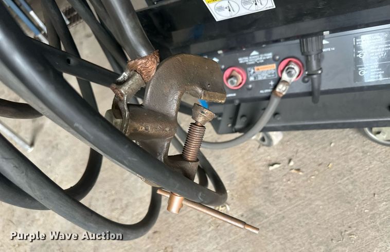 image for item NM9416 Miller Deltaweld 452  welder