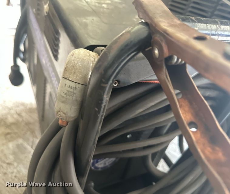 image for item NM9416 Miller Deltaweld 452  welder