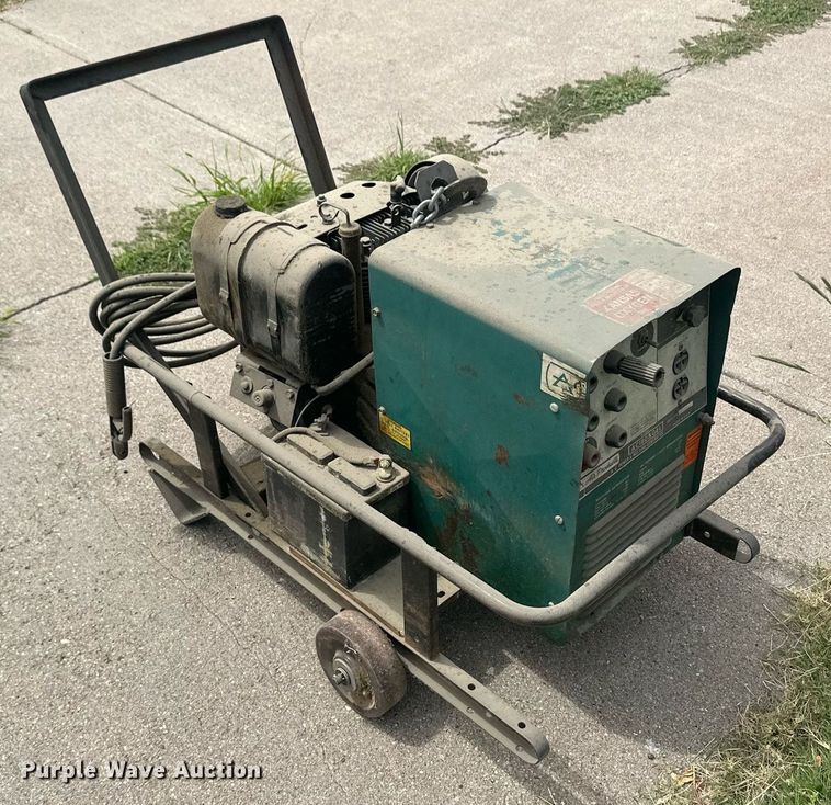 image for item NM9423 Air Products AC180AGEL  welder/generator