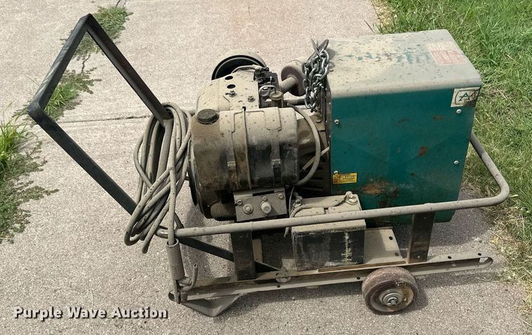 image for item NM9423 Air Products AC180AGEL  welder/generator