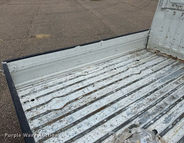 image for item NM9424 2002 Mitsubishi Minicab  mini truck