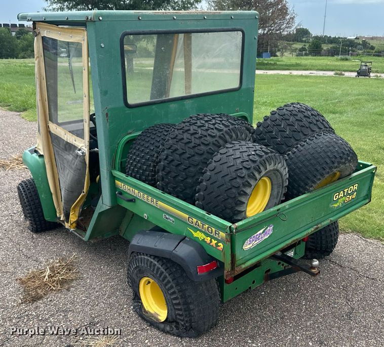 image for item NM9425 2005 John Deere Gator  utility vehicle