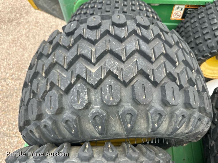 image for item NM9425 2005 John Deere Gator  utility vehicle