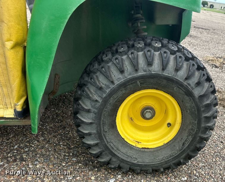 image for item NM9425 2005 John Deere Gator  utility vehicle