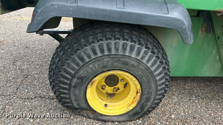 image for item NM9425 2005 John Deere Gator  utility vehicle