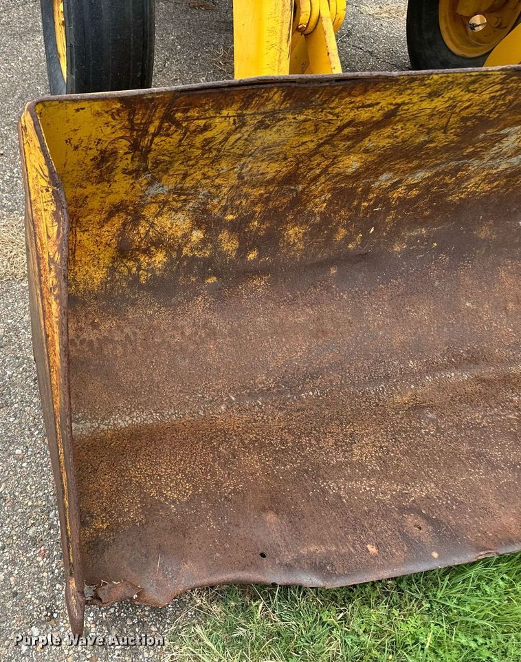 image for item NM9426 John Deere  backhoe