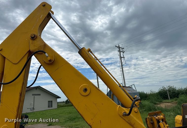 image for item NM9426 John Deere  backhoe