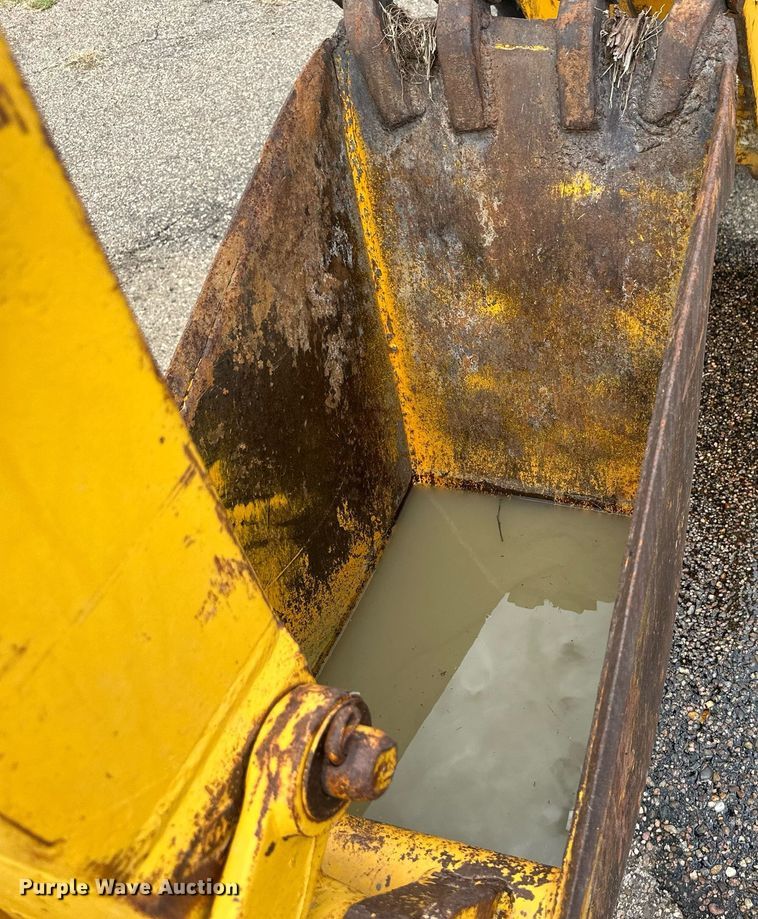 image for item NM9426 John Deere  backhoe