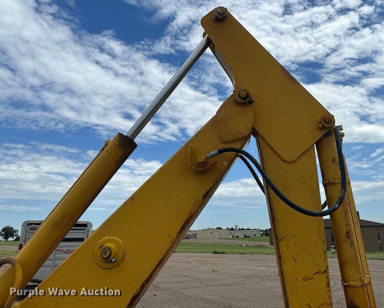 image for item NM9426 John Deere  backhoe