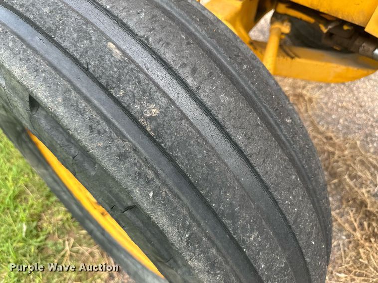 image for item NM9426 John Deere  backhoe