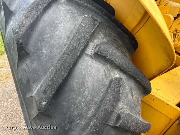 image for item NM9426 John Deere  backhoe