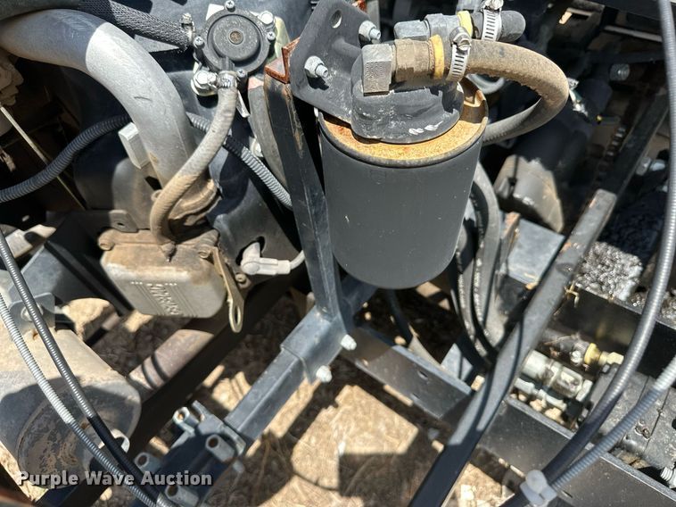 image for item NM9431 Dixie Chopper X Caliber  ZTR lawn mower