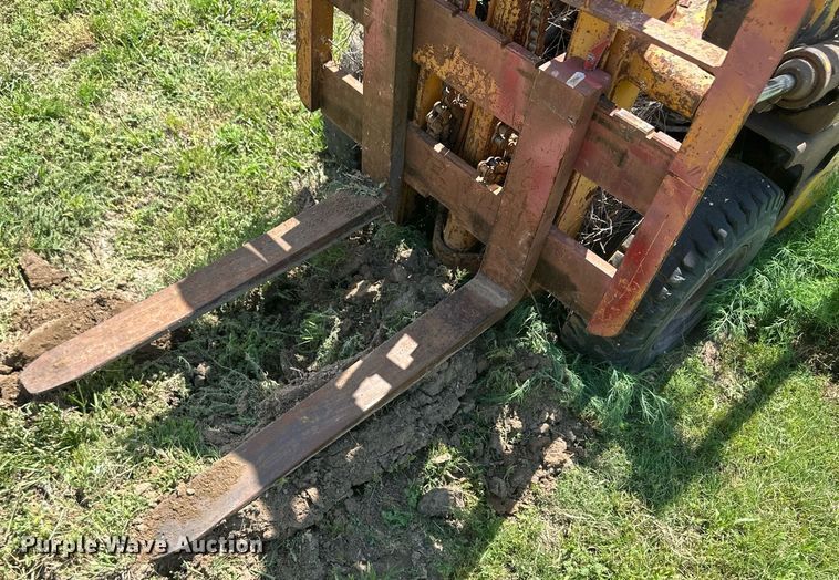 image for item NM9433 Toyota  forklift