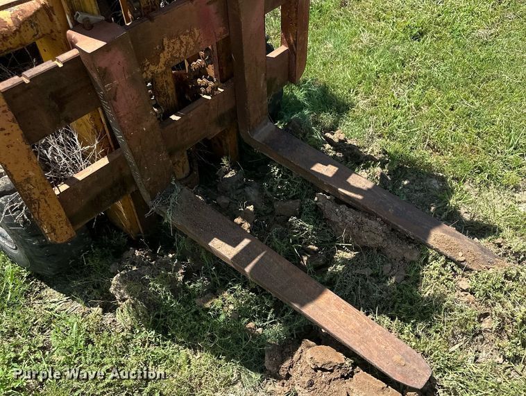 image for item NM9433 Toyota  forklift