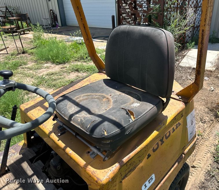 image for item NM9433 Toyota  forklift