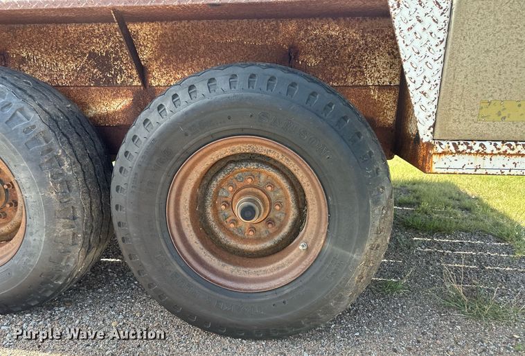 image for item NM9434 1991 Kief  pole trailer