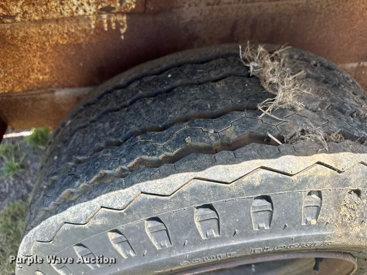 image for item NM9434 1991 Kief  pole trailer