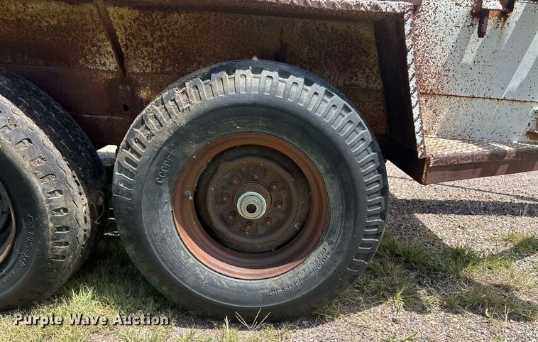 image for item NM9434 1991 Kief  pole trailer