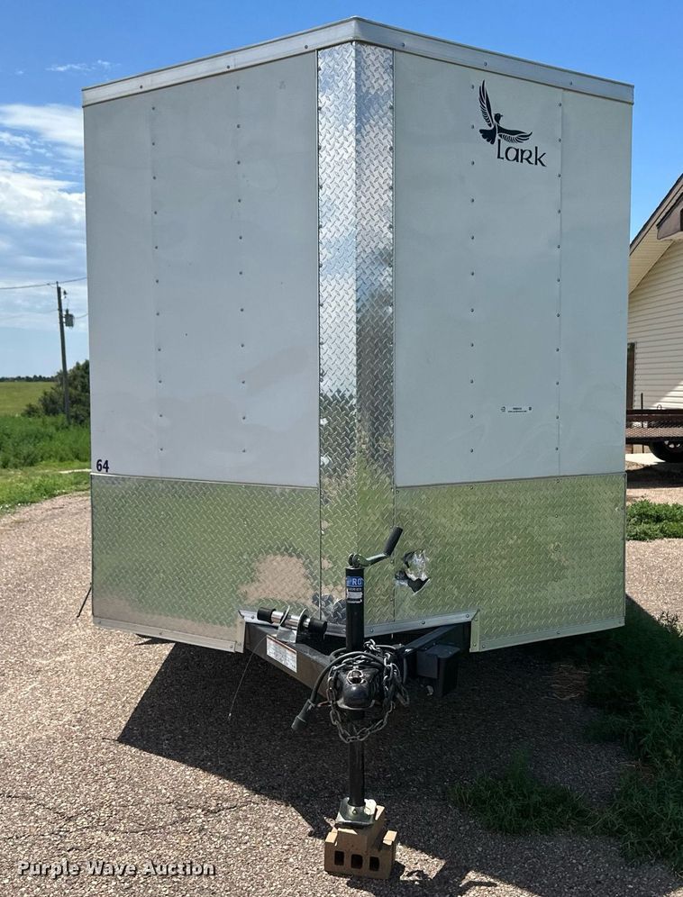 image for item NM9435 2015 Lark United Manufacturing  enclosed cargo trailer